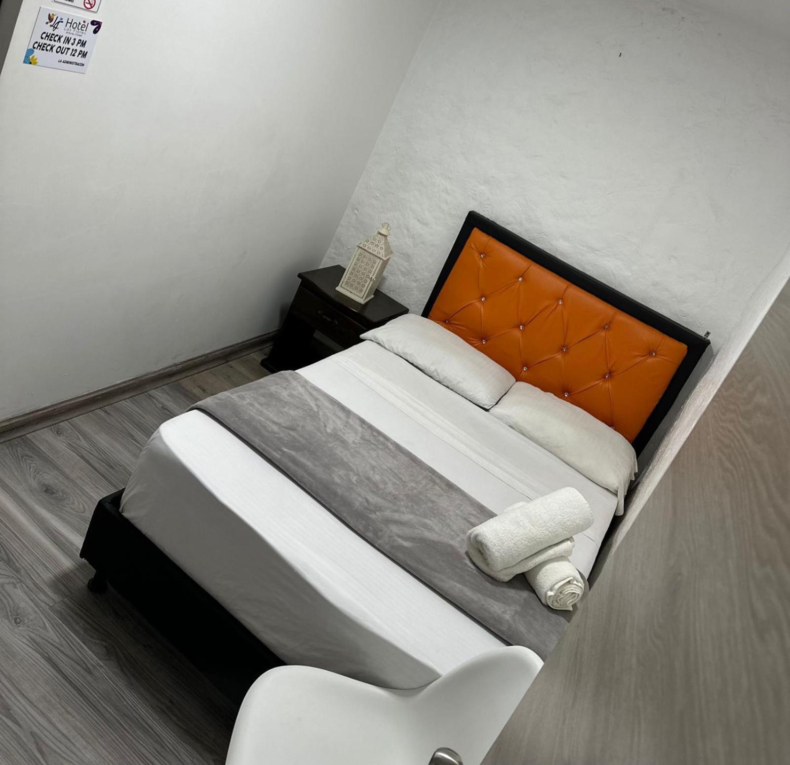 Hotel Las Flores ซานตาโรซา เดกาบัล ภายนอก รูปภาพ